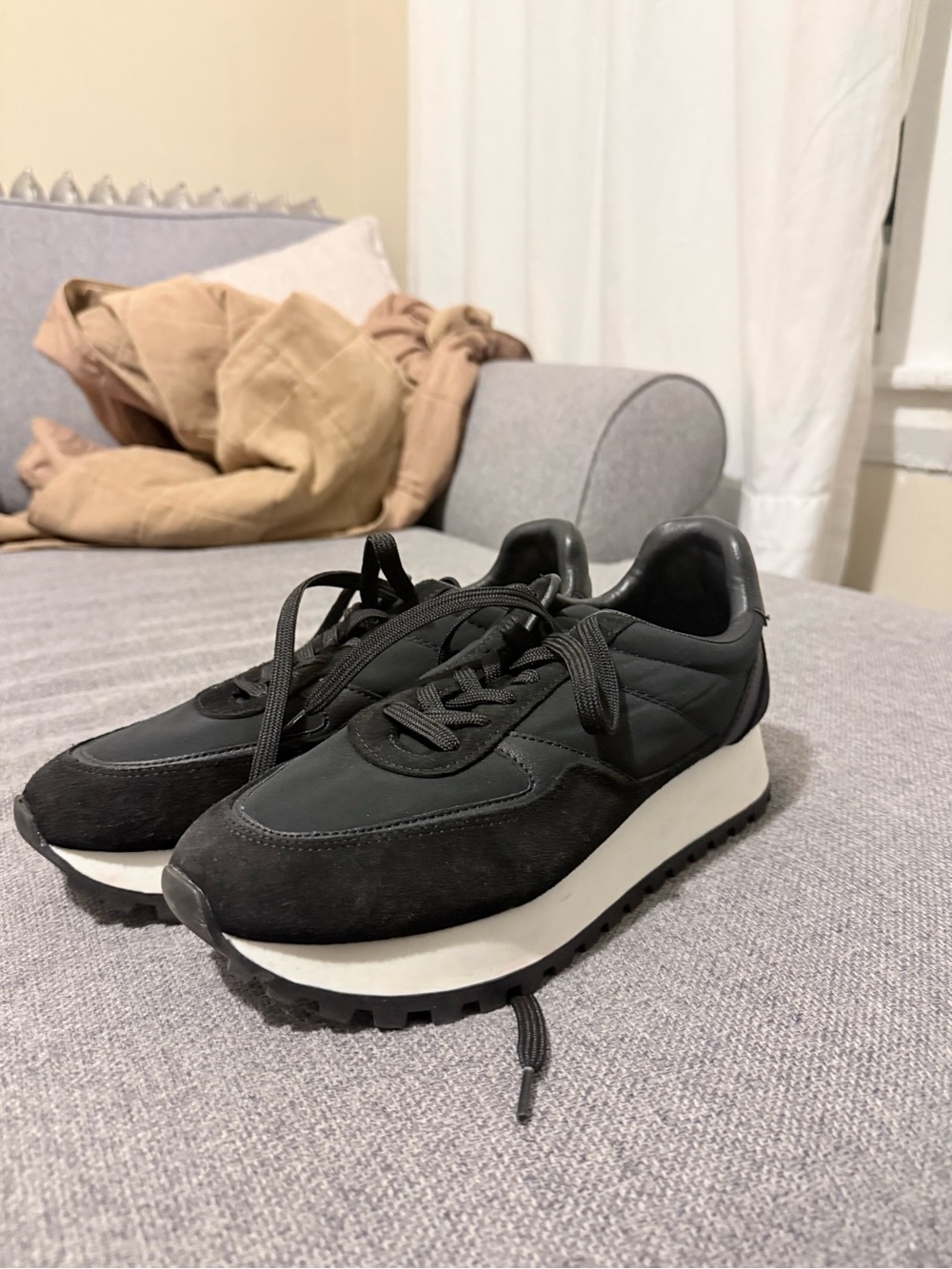Woman’s Zara suede Black Casual Platform Sneakers